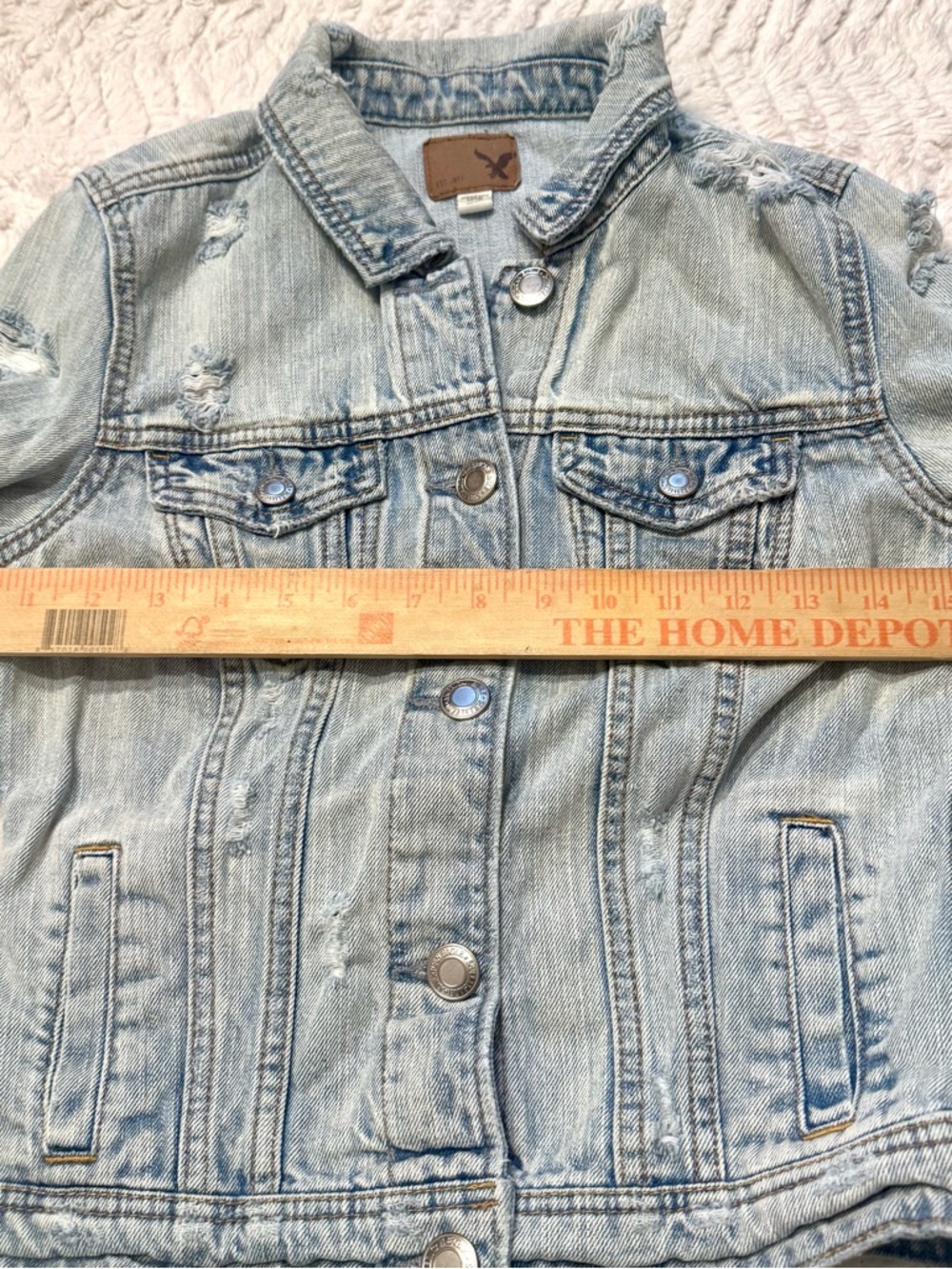 American Eagle Distressed Denim Jacket XS Light Wash Vintage Grunge Trucker - Picture 2 of 6